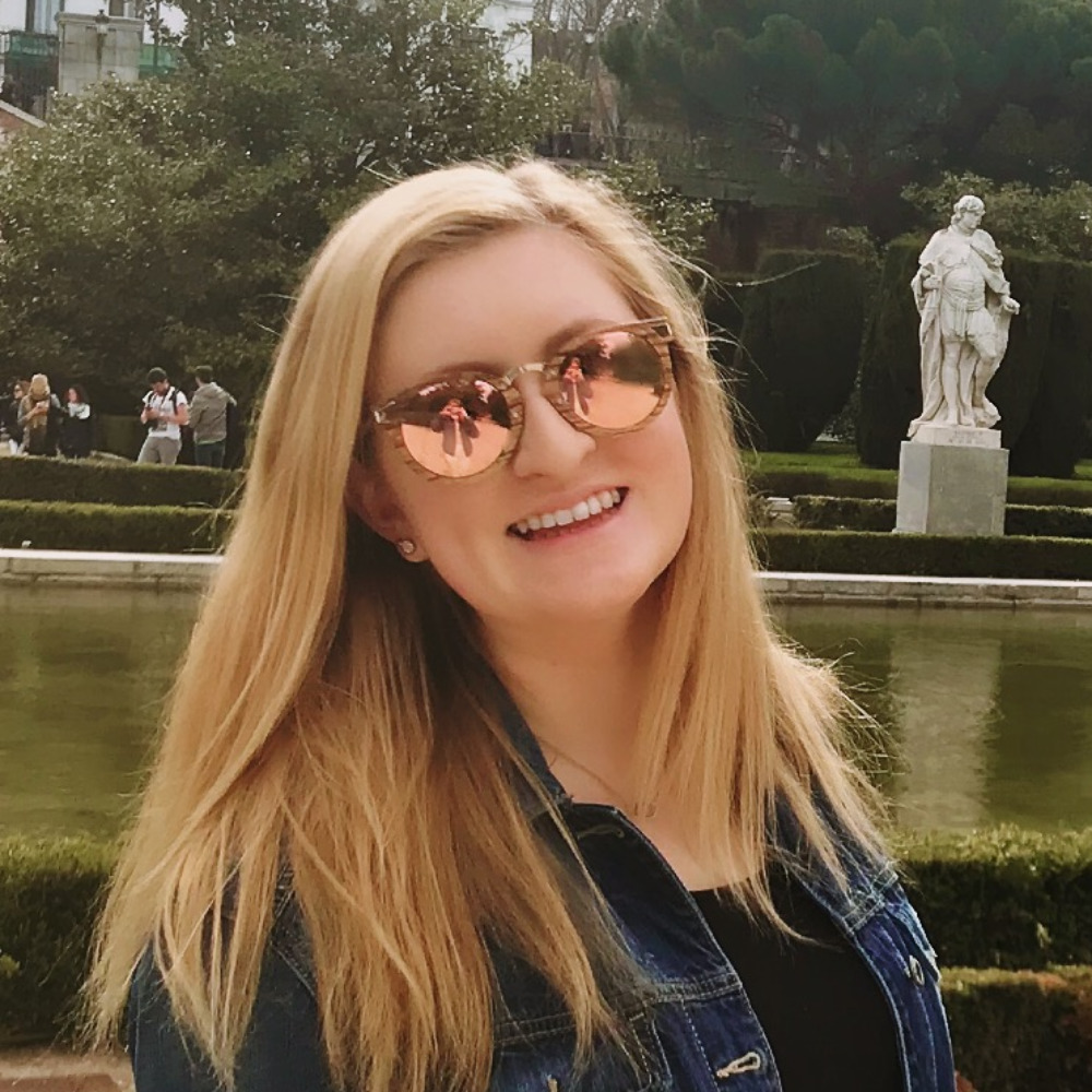 Meet your Posher, Julia
